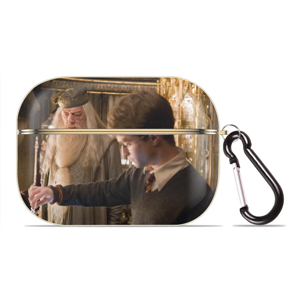 （画像用） Harry Potter ハリー・ポッターシリーズ 【AirPods Pro用】ハードシェル保護ケース｜耐衝撃・防指紋・カラビナ付き商品仕様