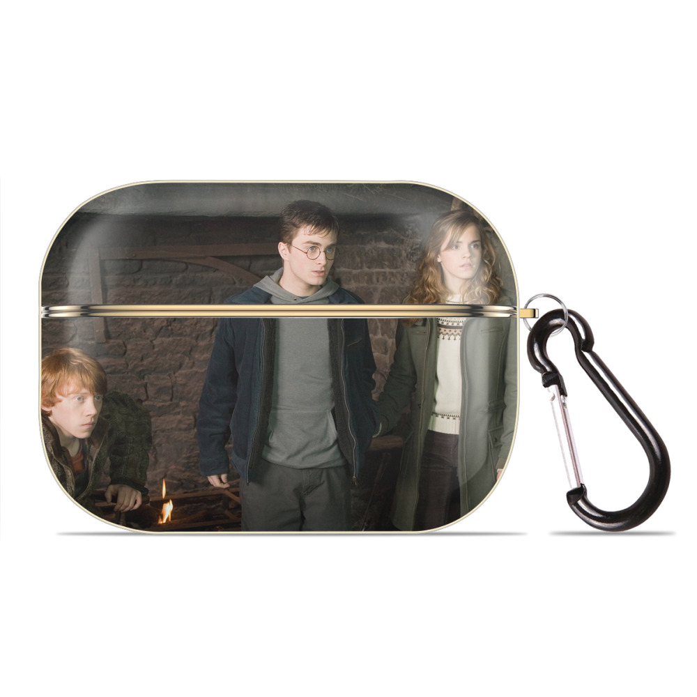（画像用） Harry Potter ハリー・ポッターシリーズ 【AirPods Pro用】ハードシェル保護ケース｜耐衝撃・防指紋・カラビナ付き商品仕様