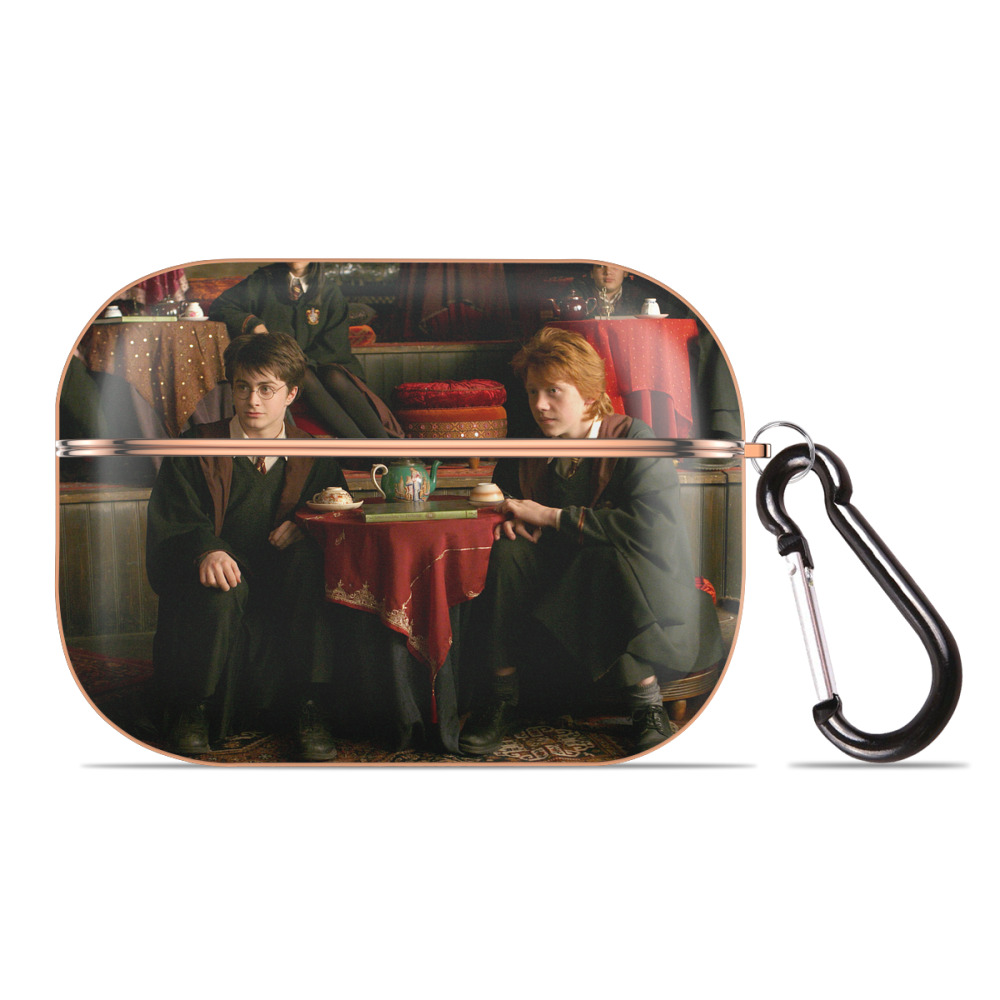 （画像用） Harry Potter ハリー・ポッターシリーズ 【AirPods Pro用】ハードシェル保護ケース｜耐衝撃・防指紋・カラビナ付き商品仕様