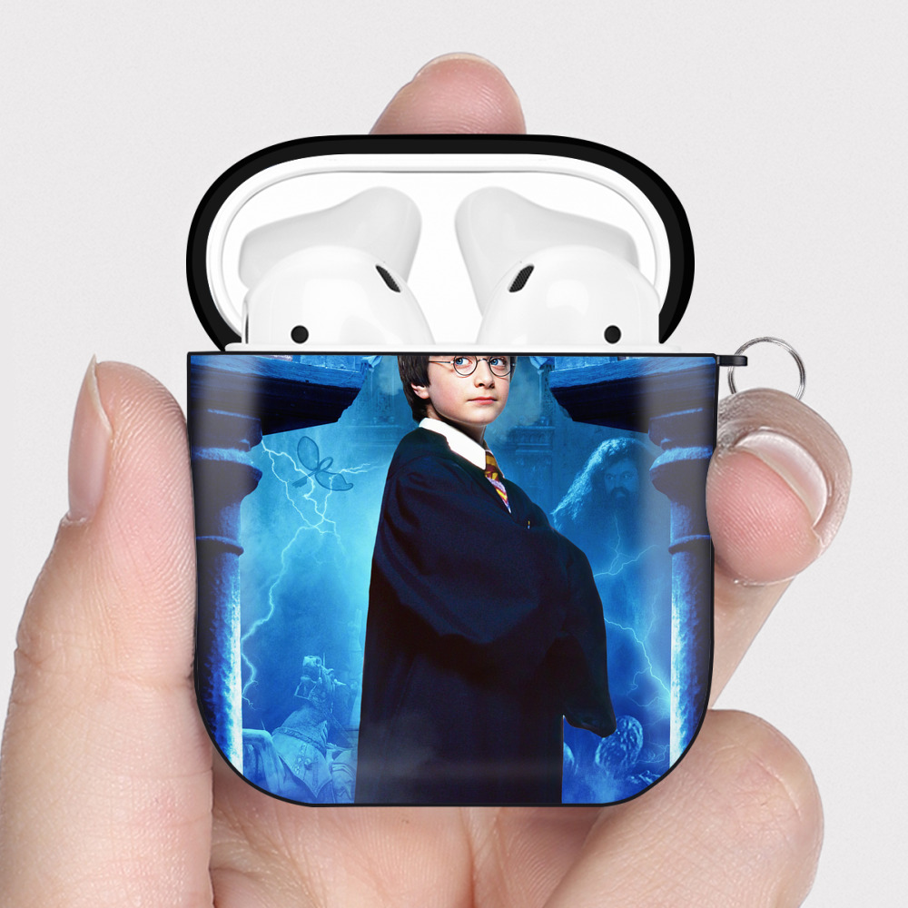 （画像用） Harry Potter ハリー・ポッターシリーズ AirPods 第2世代保護ケース ハードシェル ブラック 耐衝撃・防指紋・カラビナ付き