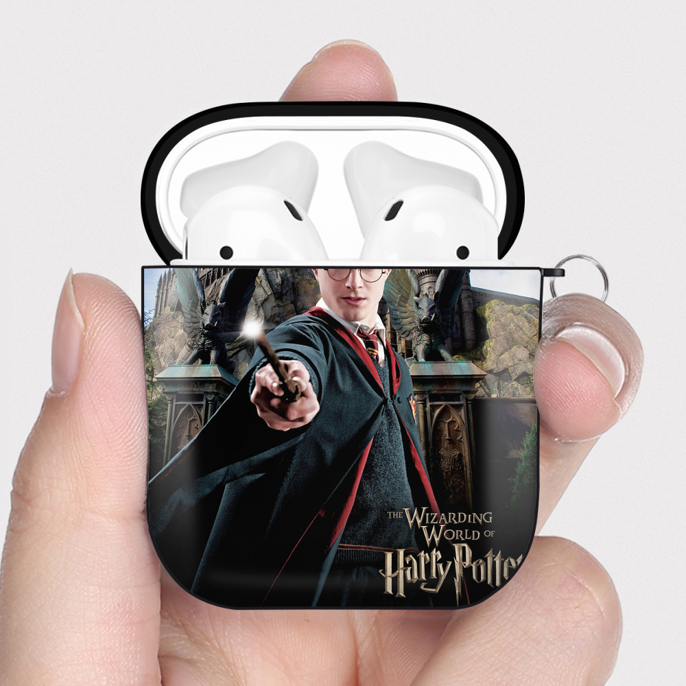 （画像用） Harry Potter ハリー・ポッターシリーズ AirPods 第2世代保護ケース ハードシェル ブラック 耐衝撃・防指紋・カラビナ付き