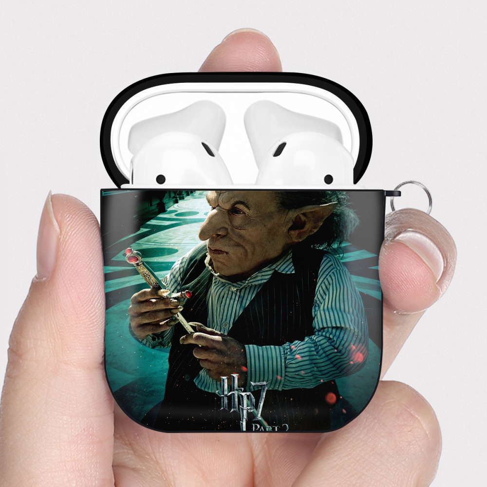 （画像用） Harry Potter ハリー・ポッターシリーズ AirPods 第2世代保護ケース ハードシェル ブラック 耐衝撃・防指紋・カラビナ付き