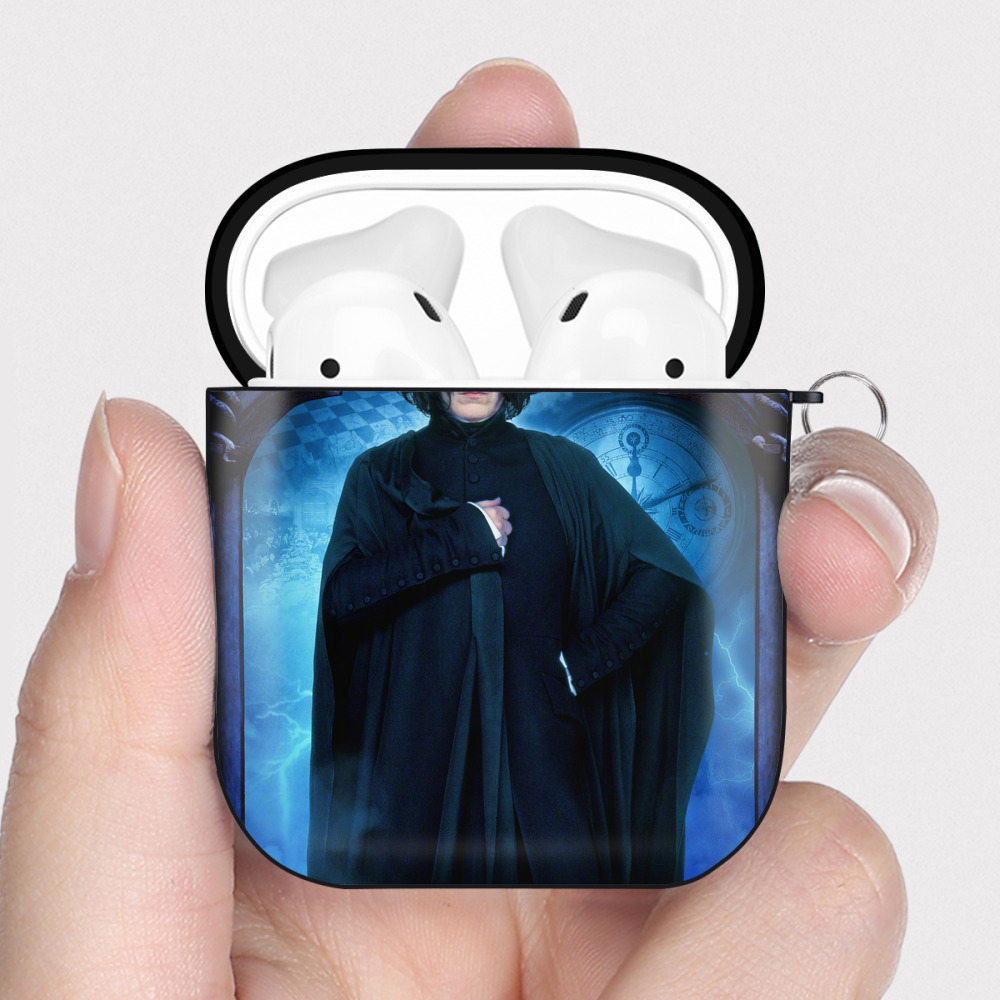 （画像用） Harry Potter ハリー・ポッターシリーズ AirPods 第2世代保護ケース ハードシェル ブラック 耐衝撃・防指紋・カラビナ付き