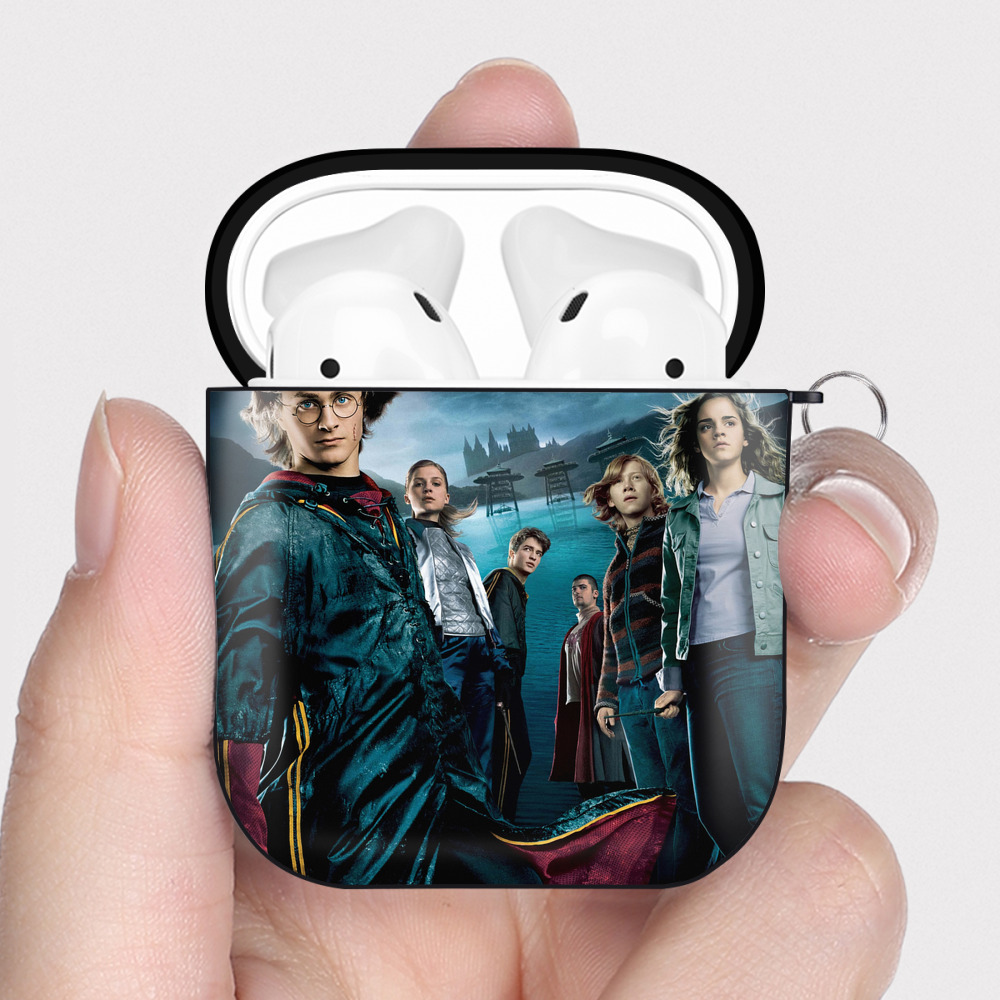 （画像用） Harry Potter ハリー・ポッターシリーズ AirPods 第2世代保護ケース ハードシェル ブラック 耐衝撃・防指紋・カラビナ付き