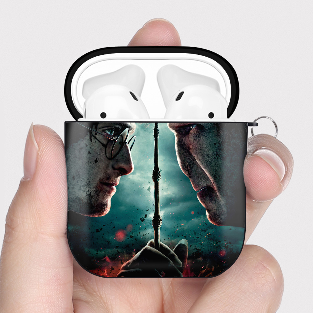 （画像用） Harry Potter ハリー・ポッターシリーズ AirPods 第2世代保護ケース ハードシェル ブラック 耐衝撃・防指紋・カラビナ付き