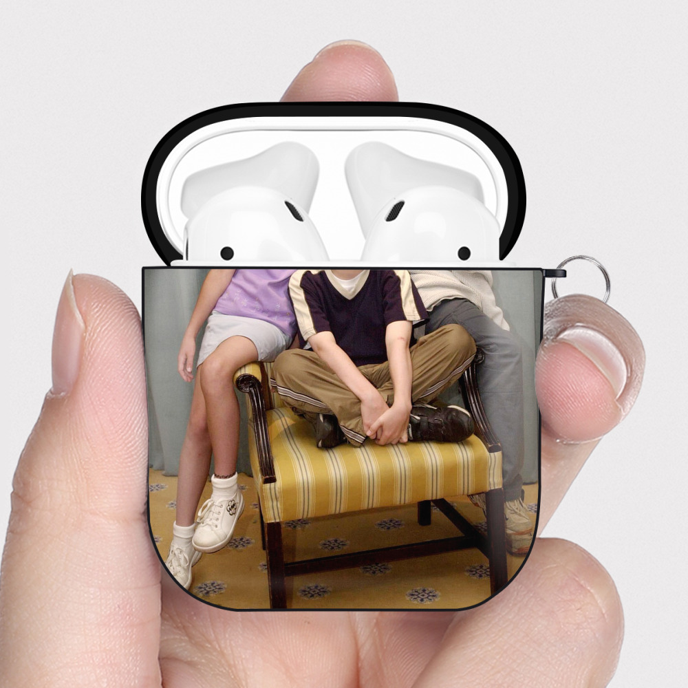（画像用） Harry Potter ハリー・ポッターシリーズ AirPods 第2世代保護ケース ハードシェル ブラック 耐衝撃・防指紋・カラビナ付き