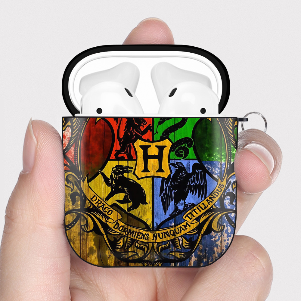 （画像用） Harry Potter ハリー・ポッターシリーズ AirPods 第2世代保護ケース ハードシェル ブラック 耐衝撃・防指紋・カラビナ付き
