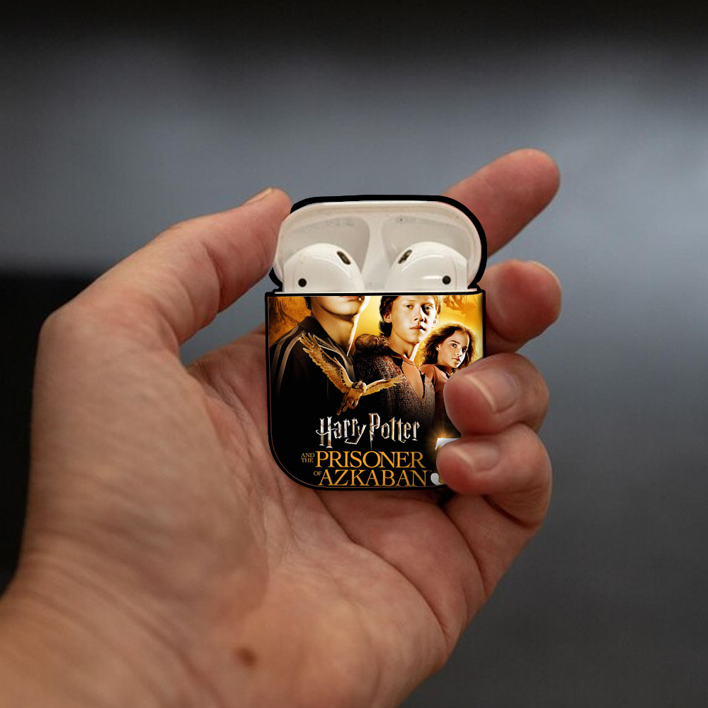 Harry Potter ハリー・ポッターシリーズ AirPods 第2世代保護ケース ハードシェル ブラック 耐衝撃・防指紋・カラビナ付き