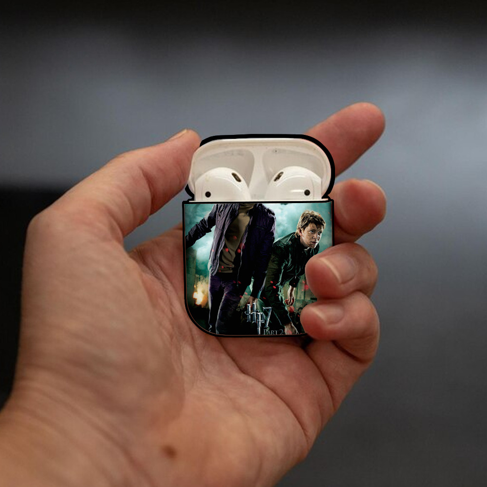 Harry Potter ハリー・ポッターシリーズ AirPods 第2世代保護ケース ハードシェル ブラック 耐衝撃・防指紋・カラビナ付き