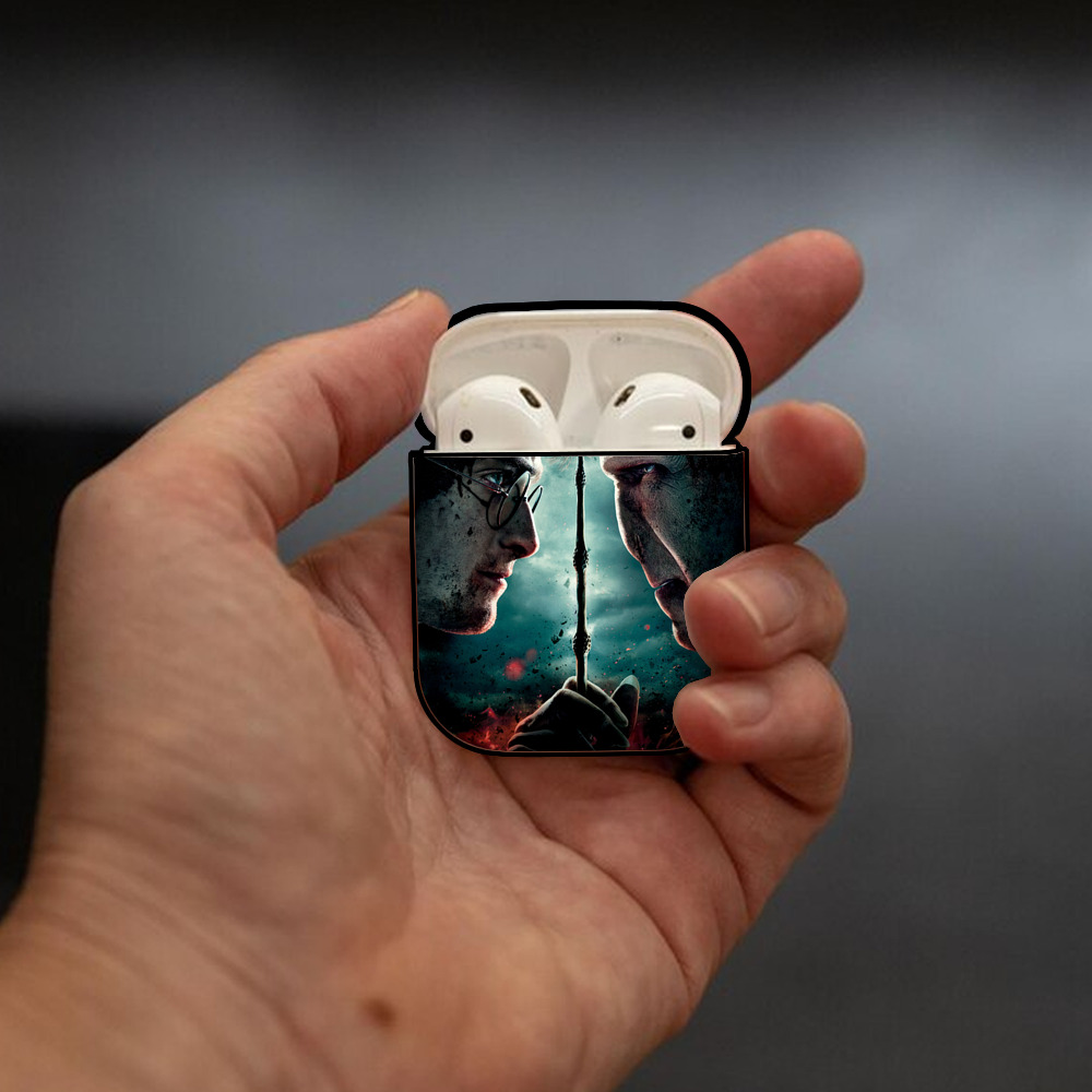Harry Potter ハリー・ポッターシリーズ AirPods 第2世代保護ケース ハードシェル ブラック 耐衝撃・防指紋・カラビナ付き