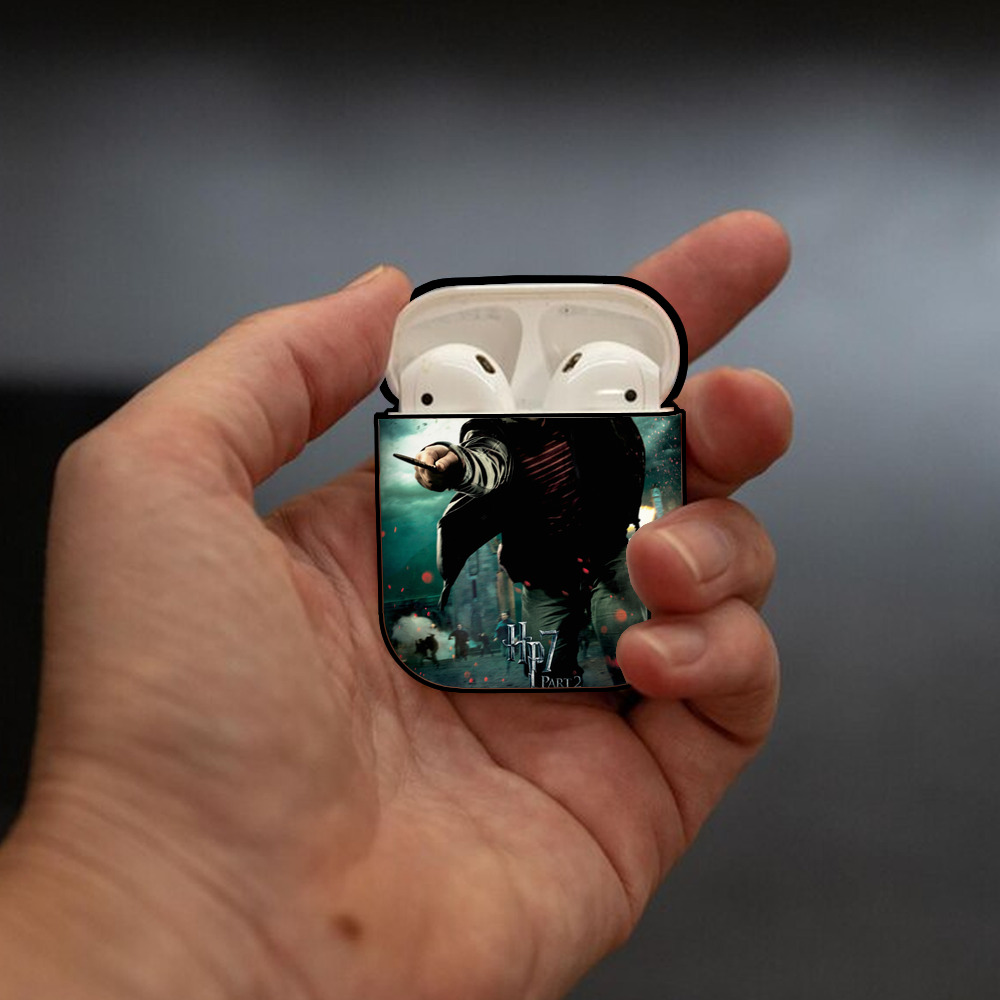 Harry Potter ハリー・ポッターシリーズ AirPods 第2世代保護ケース ハードシェル ブラック 耐衝撃・防指紋・カラビナ付き