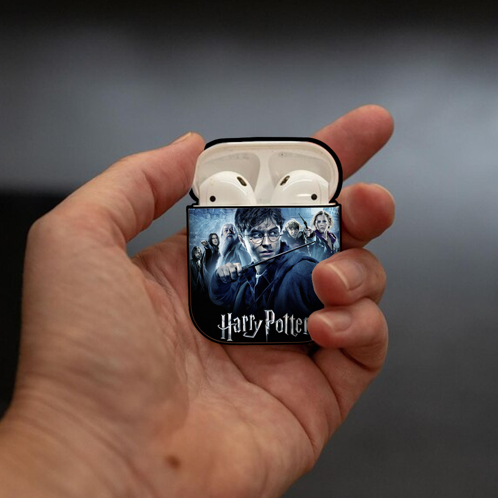 Harry Potter ハリー・ポッターシリーズ AirPods 第2世代保護ケース ハードシェル ブラック 耐衝撃・防指紋・カラビナ付き