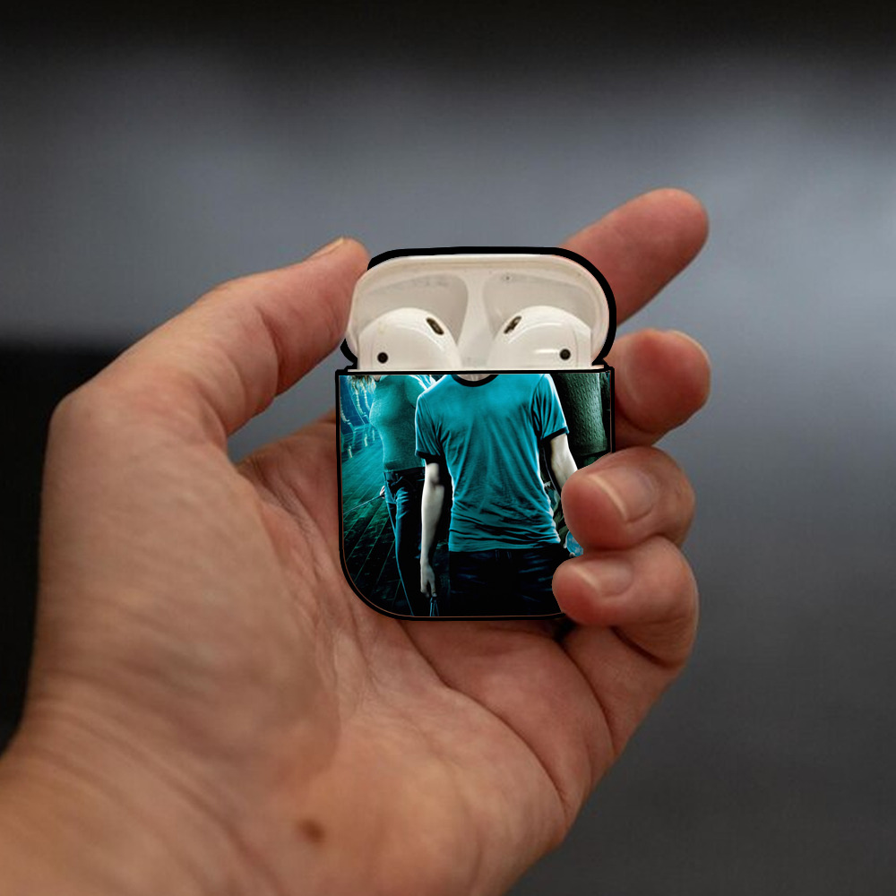 Harry Potter ハリー・ポッターシリーズ AirPods 第2世代保護ケース ハードシェル ブラック 耐衝撃・防指紋・カラビナ付き