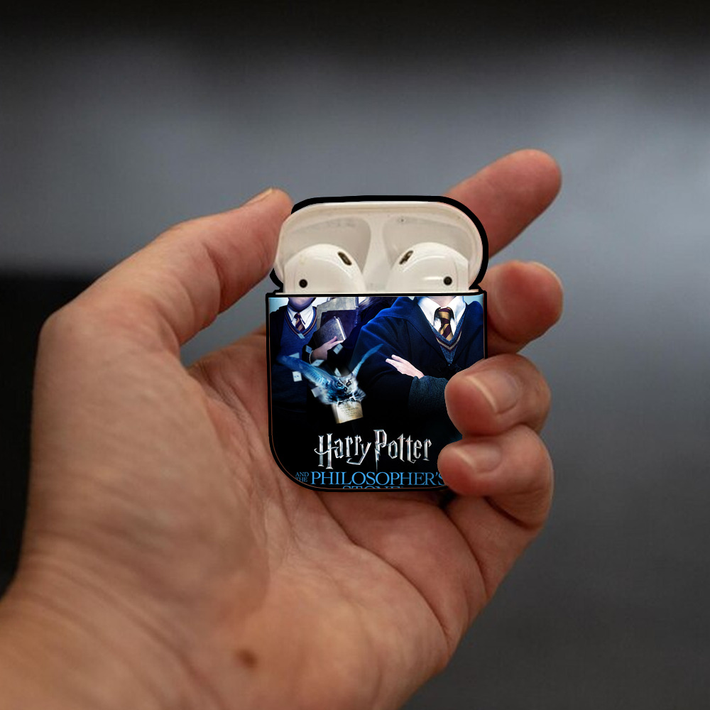 Harry Potter ハリー・ポッターシリーズ AirPods 第2世代保護ケース ハードシェル ブラック 耐衝撃・防指紋・カラビナ付き