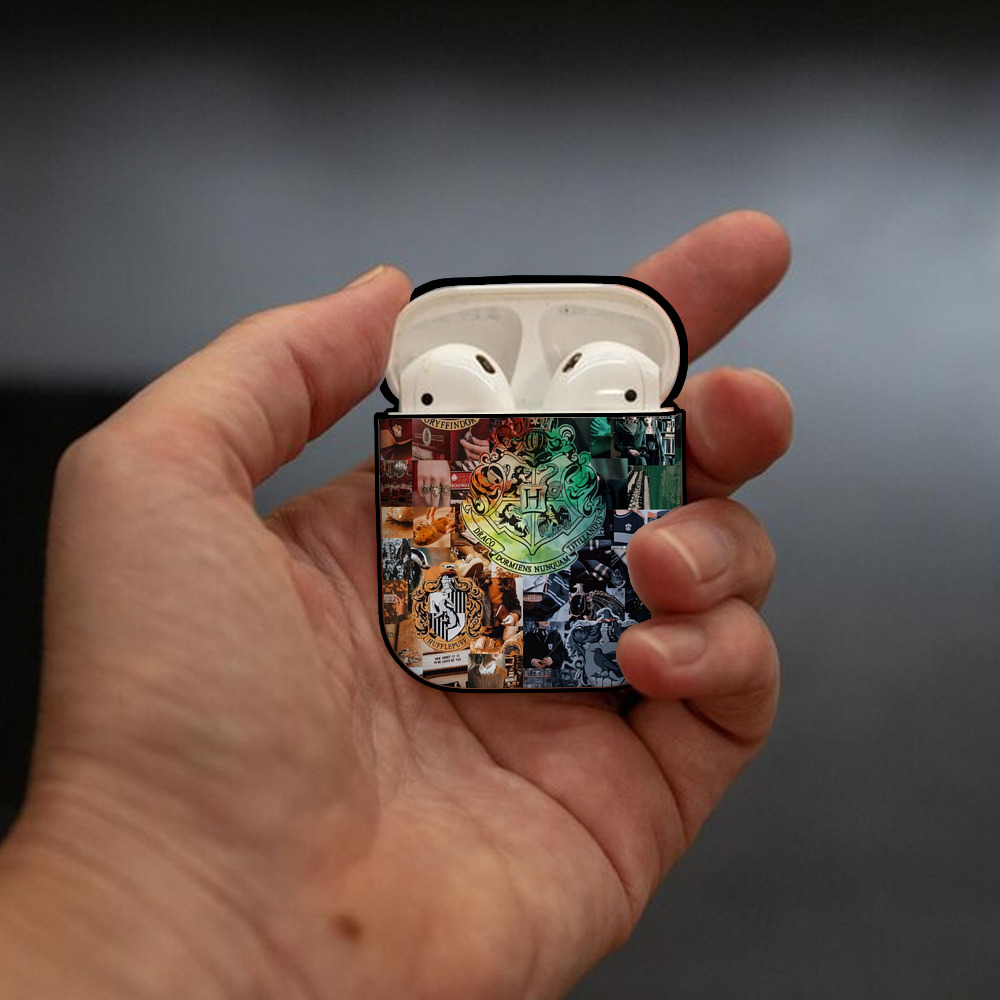 Harry Potter ハリー・ポッターシリーズ AirPods 第2世代保護ケース ハードシェル ブラック 耐衝撃・防指紋・カラビナ付き