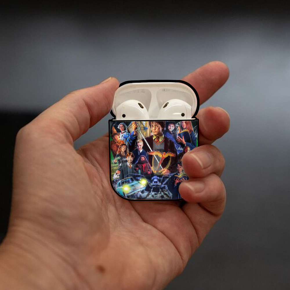 Harry Potter ハリー・ポッターシリーズ AirPods 第2世代保護ケース ハードシェル ブラック 耐衝撃・防指紋・カラビナ付き