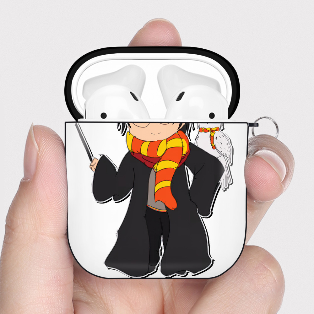 （画像用） Harry Potter ハリー・ポッターシリーズ AirPods 第2世代保護ケース ハードシェル ブラック 耐衝撃・防指紋・カラビナ付き