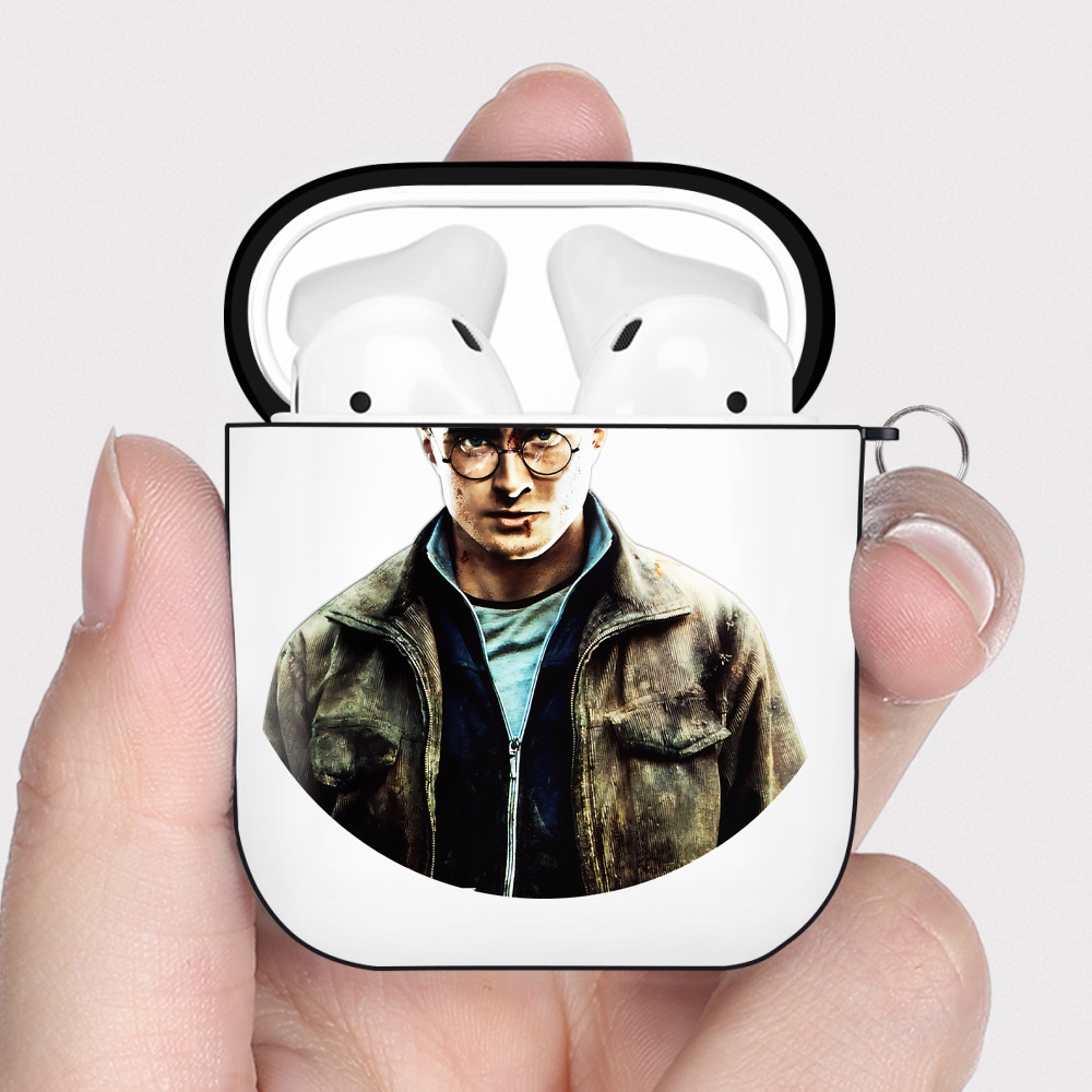 （画像用） Harry Potter ハリー・ポッターシリーズ AirPods 第2世代保護ケース ハードシェル ブラック 耐衝撃・防指紋・カラビナ付き