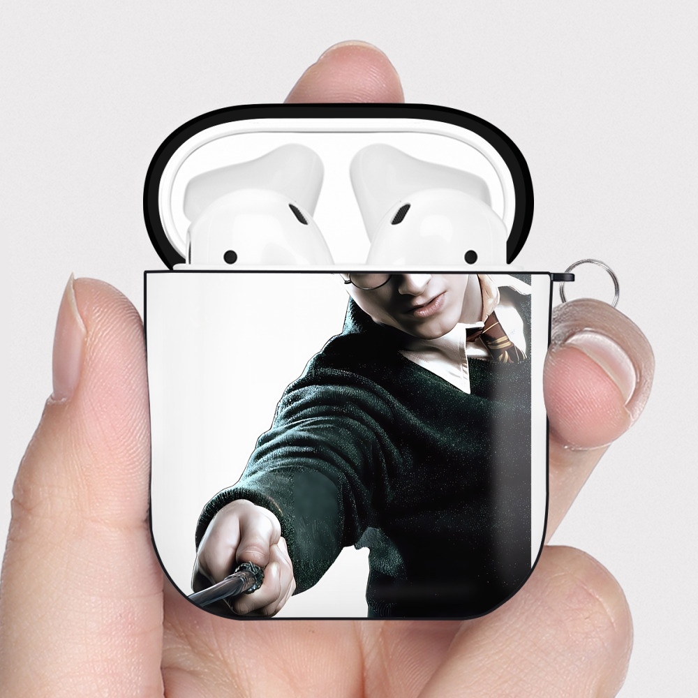 （画像用） Harry Potter ハリー・ポッターシリーズ AirPods 第2世代保護ケース ハードシェル ブラック 耐衝撃・防指紋・カラビナ付き