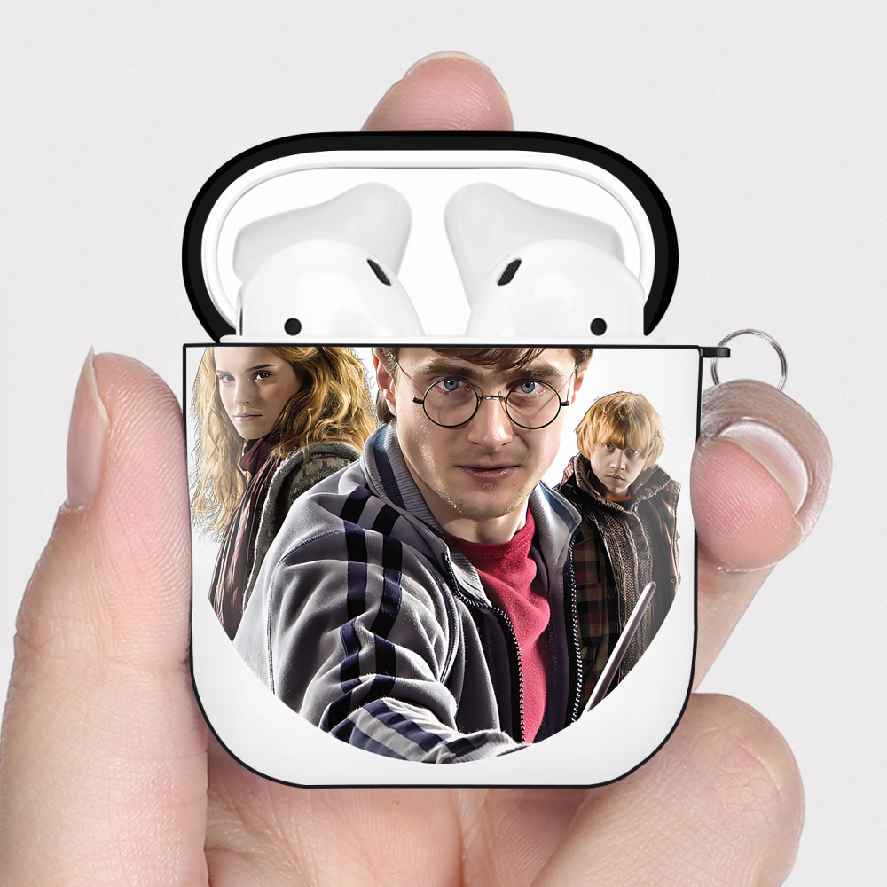 （画像用） Harry Potter ハリー・ポッターシリーズ AirPods 第2世代保護ケース ハードシェル ブラック 耐衝撃・防指紋・カラビナ付き