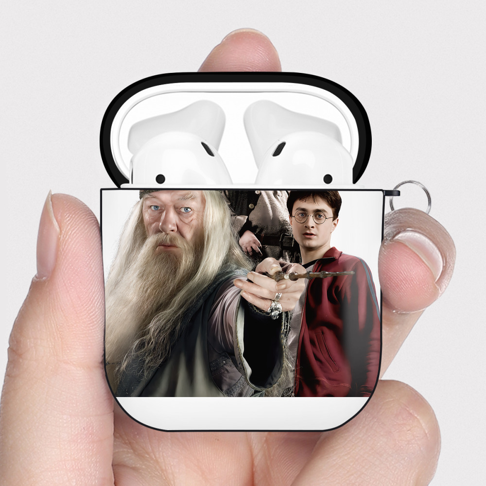（画像用） Harry Potter ハリー・ポッターシリーズ AirPods 第2世代保護ケース ハードシェル ブラック 耐衝撃・防指紋・カラビナ付き