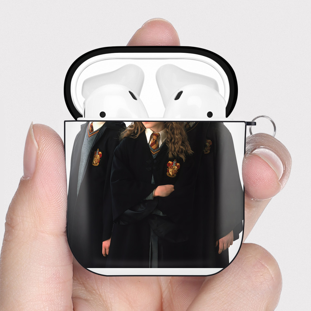 （画像用） Harry Potter ハリー・ポッターシリーズ AirPods 第2世代保護ケース ハードシェル ブラック 耐衝撃・防指紋・カラビナ付き