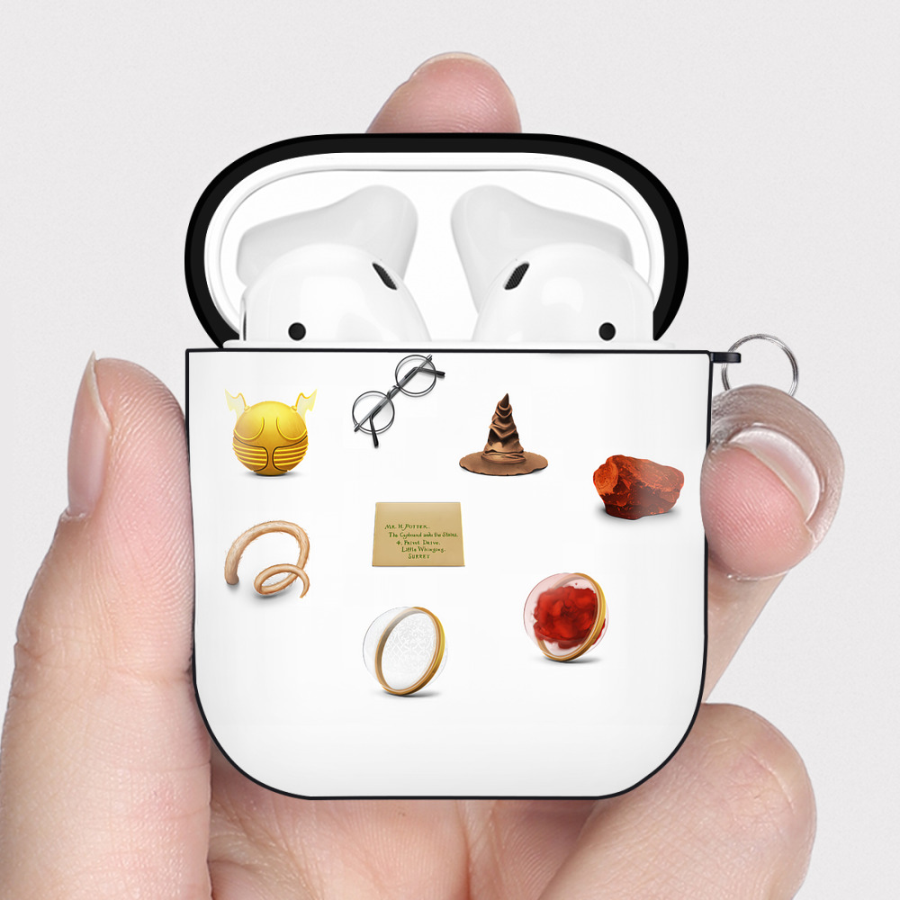 （画像用） Harry Potter ハリー・ポッターシリーズ AirPods 第2世代保護ケース ハードシェル ブラック 耐衝撃・防指紋・カラビナ付き
