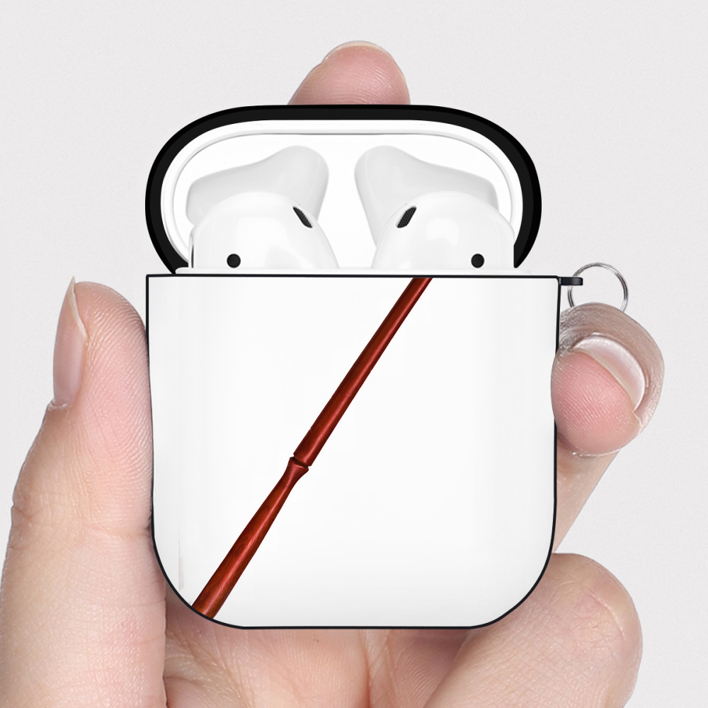 （画像用） Harry Potter ハリー・ポッターシリーズ AirPods 第2世代保護ケース ハードシェル ブラック 耐衝撃・防指紋・カラビナ付き