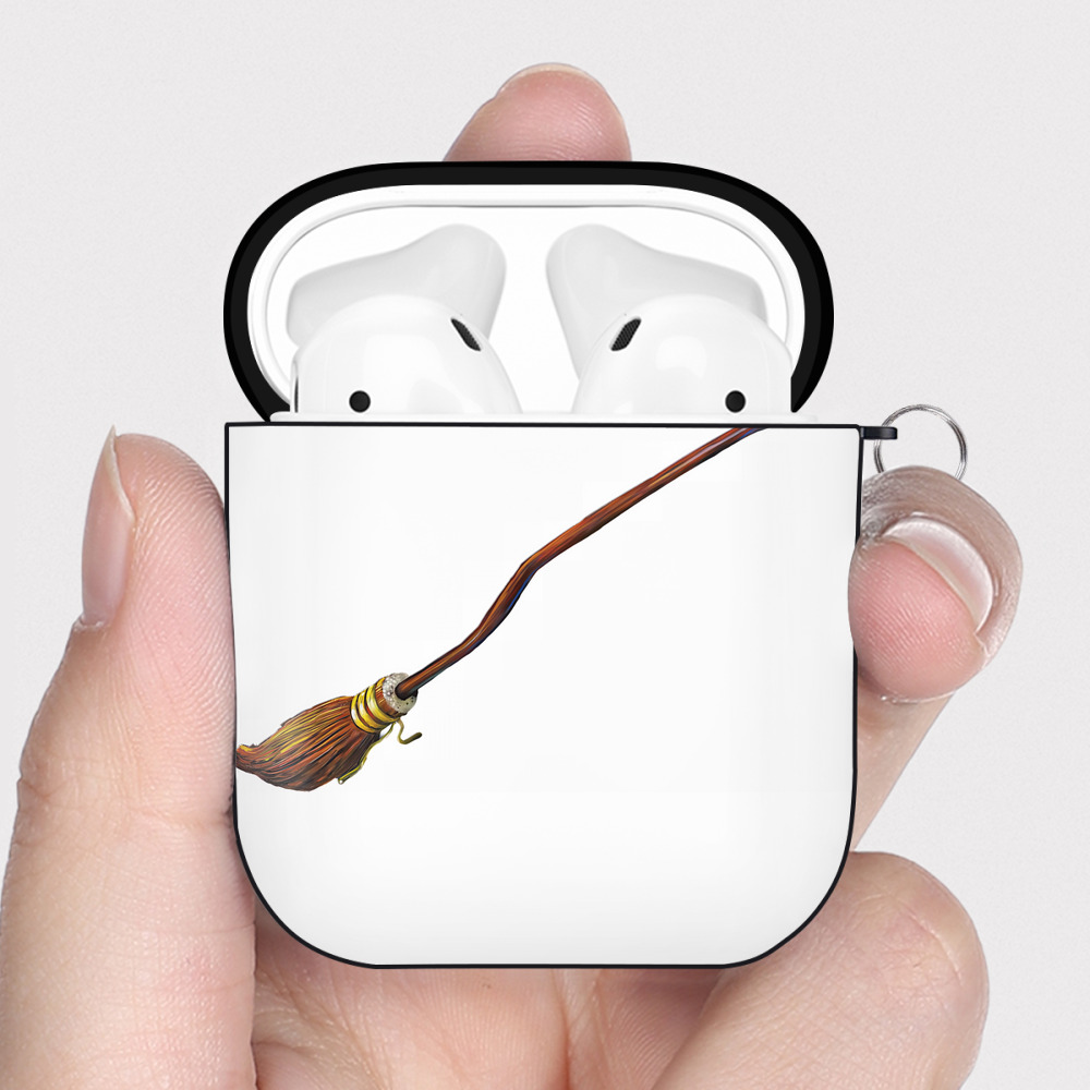 （画像用） Harry Potter ハリー・ポッターシリーズ AirPods 第2世代保護ケース ハードシェル ブラック 耐衝撃・防指紋・カラビナ付き