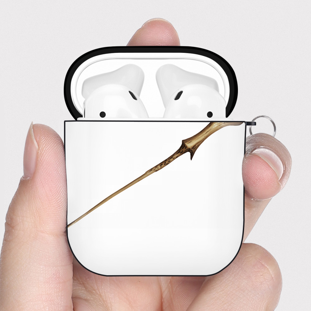 （画像用） Harry Potter ハリー・ポッターシリーズ AirPods 第2世代保護ケース ハードシェル ブラック 耐衝撃・防指紋・カラビナ付き