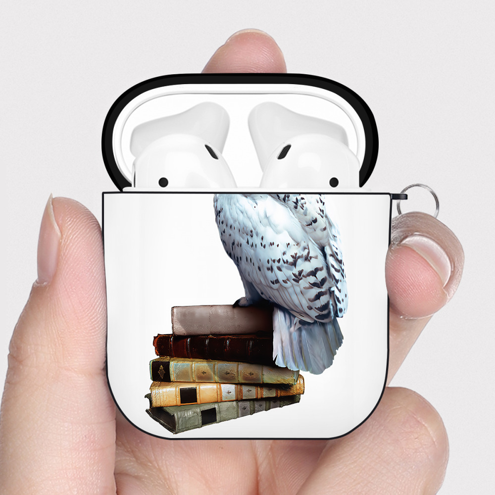 （画像用） Harry Potter ハリー・ポッターシリーズ AirPods 第2世代保護ケース ハードシェル ブラック 耐衝撃・防指紋・カラビナ付き