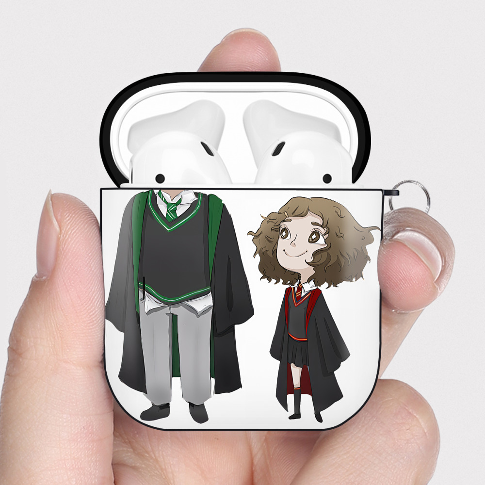 （画像用） Harry Potter ハリー・ポッターシリーズ AirPods 第2世代保護ケース ハードシェル ブラック 耐衝撃・防指紋・カラビナ付き
