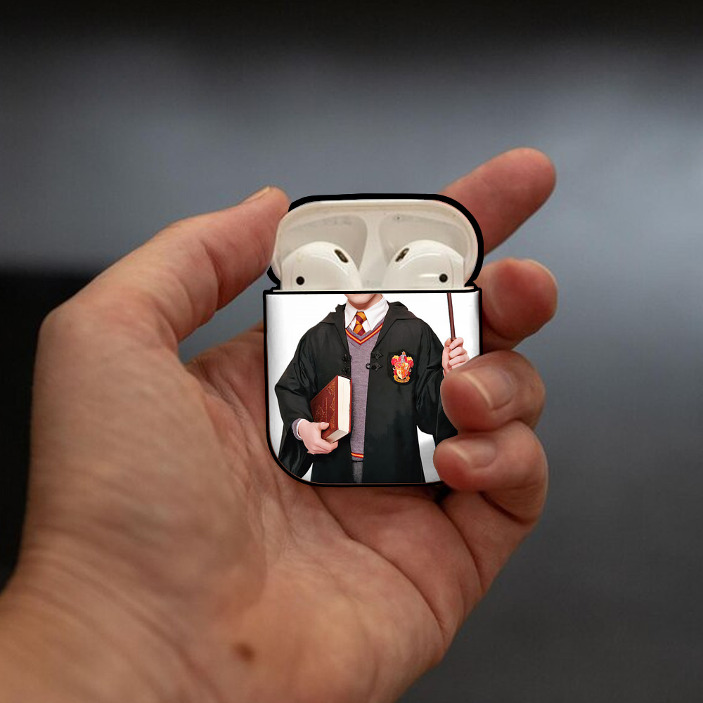 Harry Potter ハリー・ポッターシリーズ AirPods 第2世代保護ケース ハードシェル ブラック 耐衝撃・防指紋・カラビナ付き