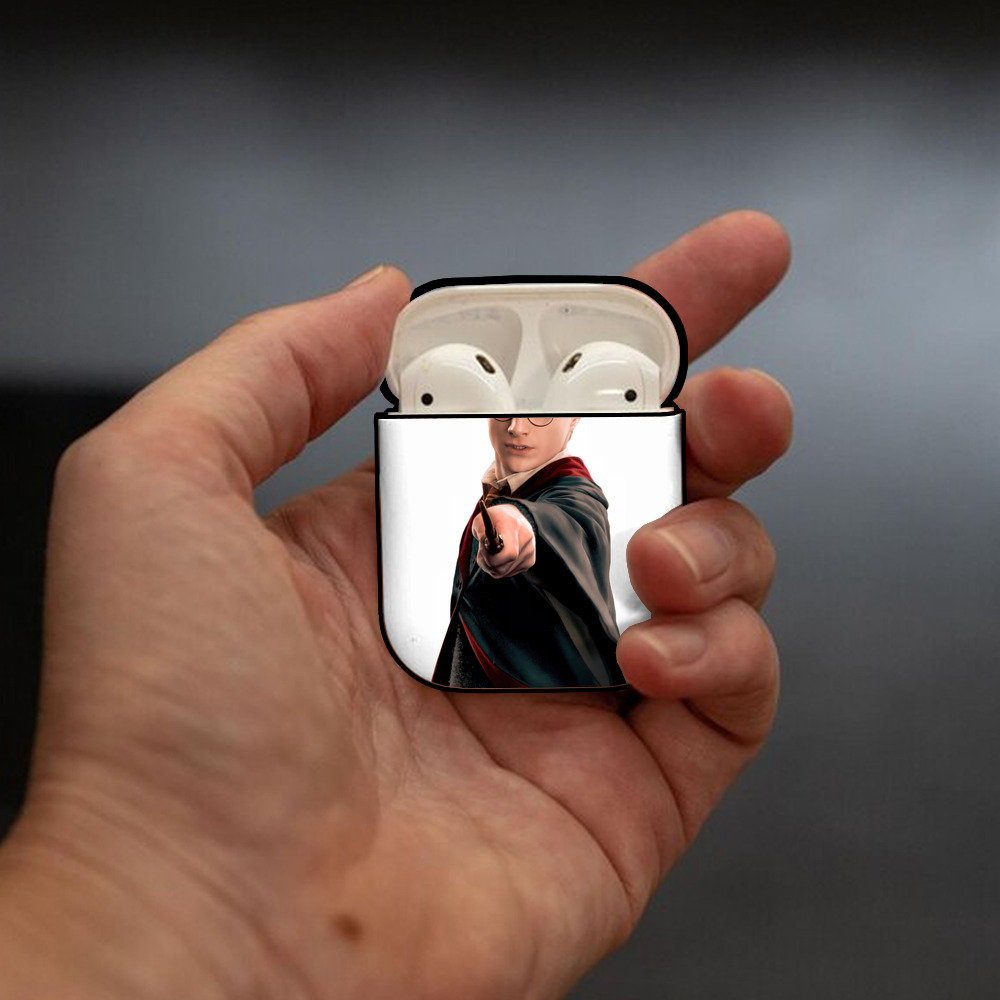 Harry Potter ハリー・ポッターシリーズ AirPods 第2世代保護ケース ハードシェル ブラック 耐衝撃・防指紋・カラビナ付き