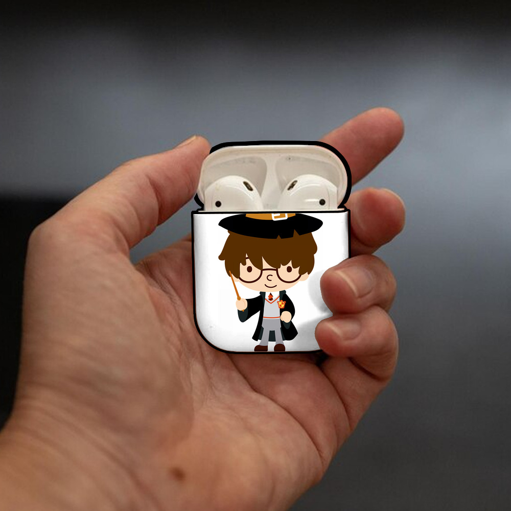 Harry Potter ハリー・ポッターシリーズ AirPods 第2世代保護ケース ハードシェル ブラック 耐衝撃・防指紋・カラビナ付き