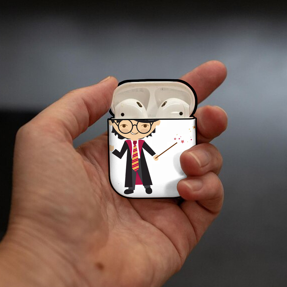 Harry Potter ハリー・ポッターシリーズ AirPods 第2世代保護ケース ハードシェル ブラック 耐衝撃・防指紋・カラビナ付き