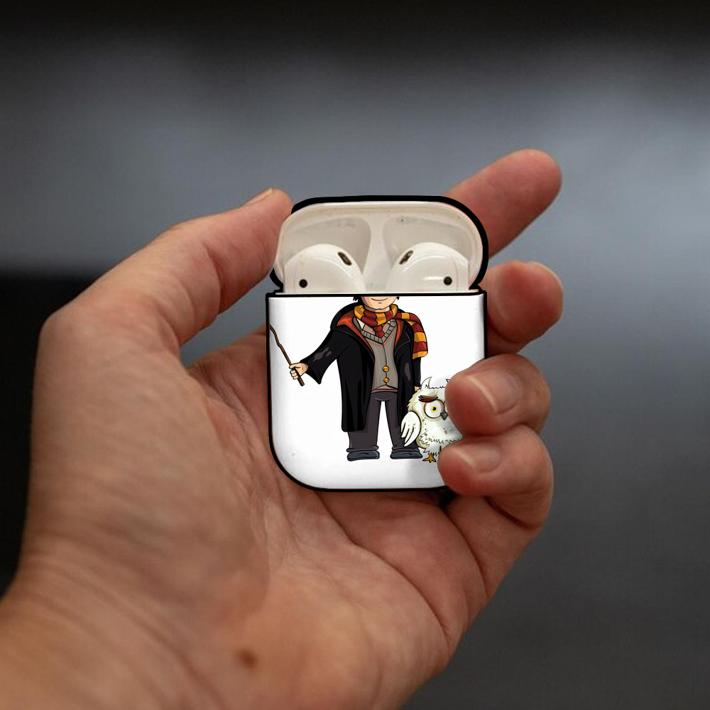 Harry Potter ハリー・ポッターシリーズ AirPods 第2世代保護ケース ハードシェル ブラック 耐衝撃・防指紋・カラビナ付き
