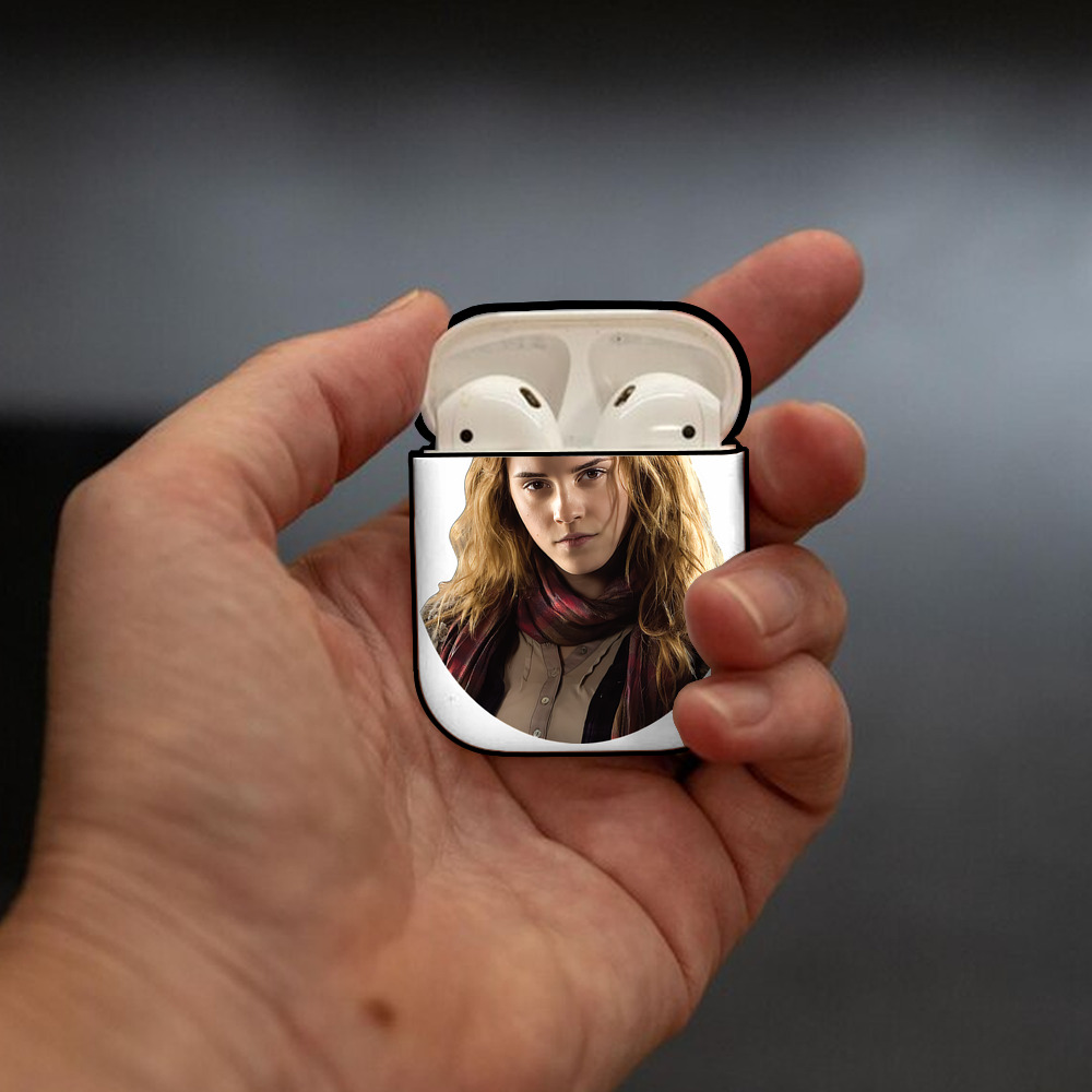 Harry Potter ハリー・ポッターシリーズ AirPods 第2世代保護ケース ハードシェル ブラック 耐衝撃・防指紋・カラビナ付き