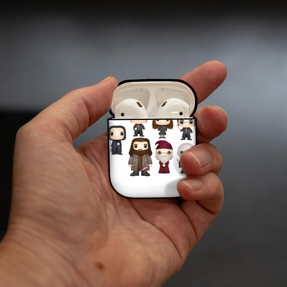 Harry Potter ハリー・ポッターシリーズ AirPods 第2世代保護ケース ハードシェル ブラック 耐衝撃・防指紋・カラビナ付き