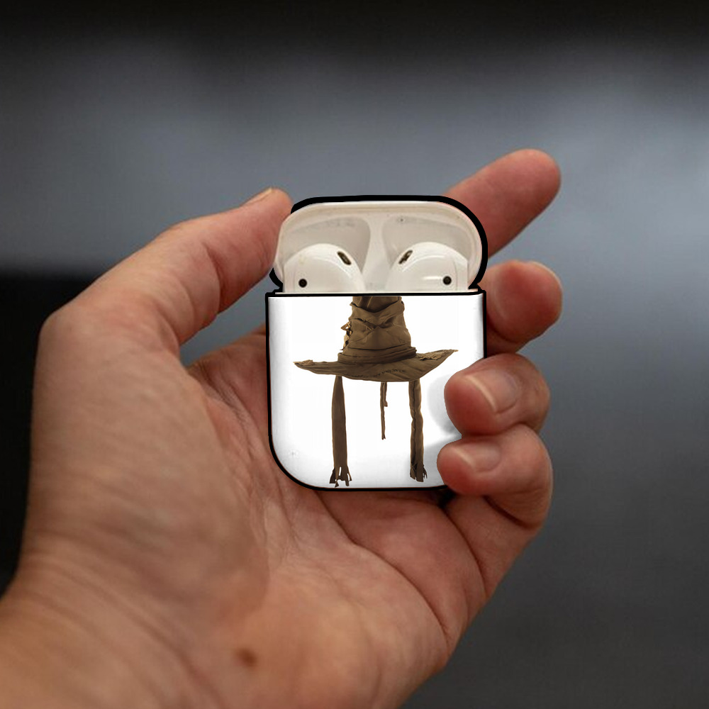 Harry Potter ハリー・ポッターシリーズ AirPods 第2世代保護ケース ハードシェル ブラック 耐衝撃・防指紋・カラビナ付き