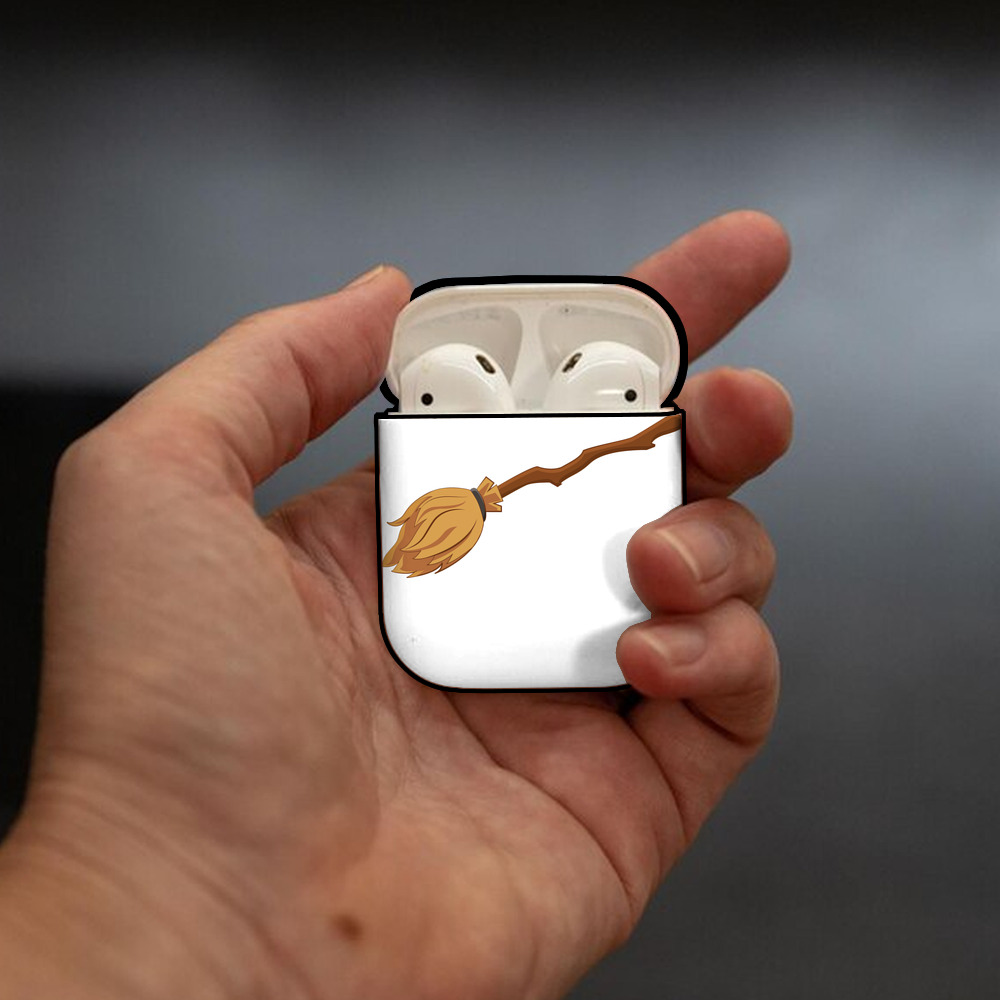 Harry Potter ハリー・ポッターシリーズ AirPods 第2世代保護ケース ハードシェル ブラック 耐衝撃・防指紋・カラビナ付き