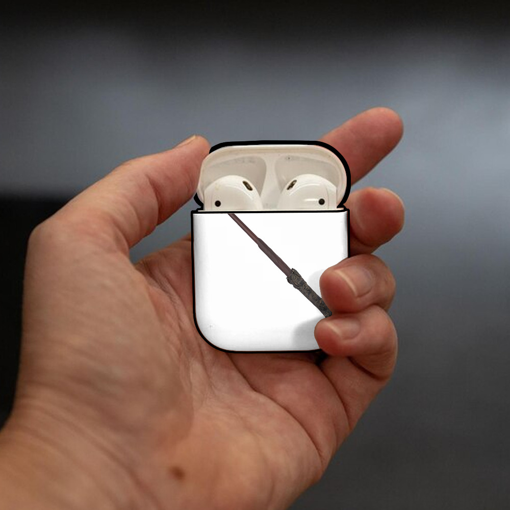 Harry Potter ハリー・ポッターシリーズ AirPods 第2世代保護ケース ハードシェル ブラック 耐衝撃・防指紋・カラビナ付き