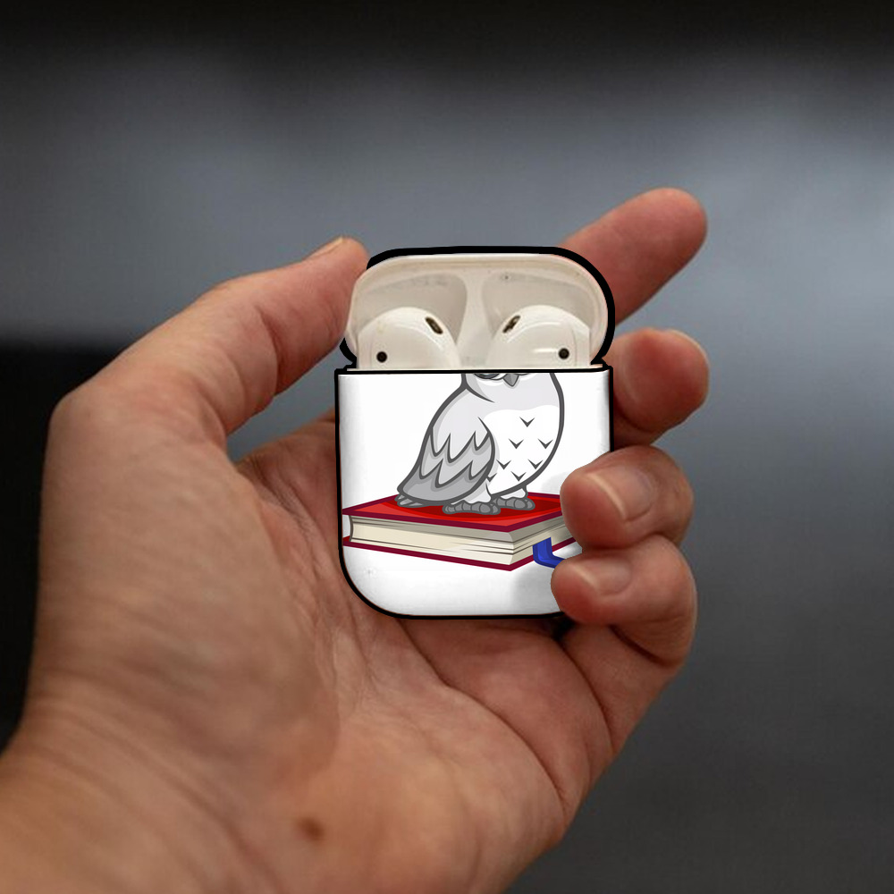 Harry Potter ハリー・ポッターシリーズ AirPods 第2世代保護ケース ハードシェル ブラック 耐衝撃・防指紋・カラビナ付き