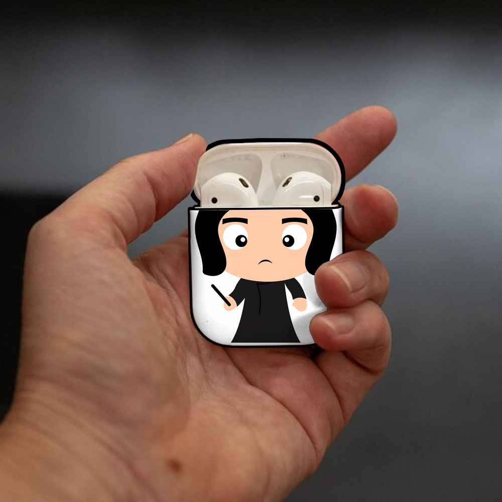 Harry Potter ハリー・ポッターシリーズ AirPods 第2世代保護ケース ハードシェル ブラック 耐衝撃・防指紋・カラビナ付き
