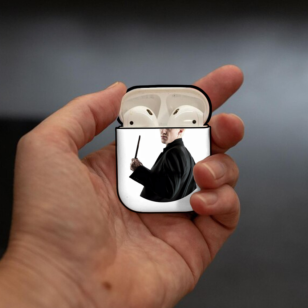 Harry Potter ハリー・ポッターシリーズ AirPods 第2世代保護ケース ハードシェル ブラック 耐衝撃・防指紋・カラビナ付き